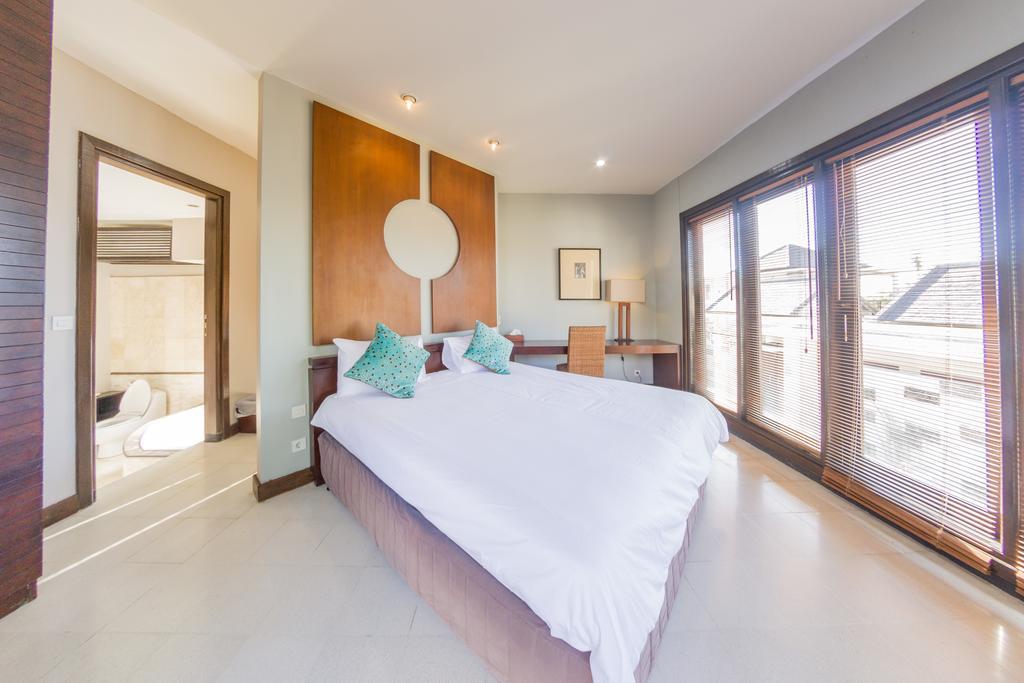 Villa Simone Ungasan Екстериор снимка