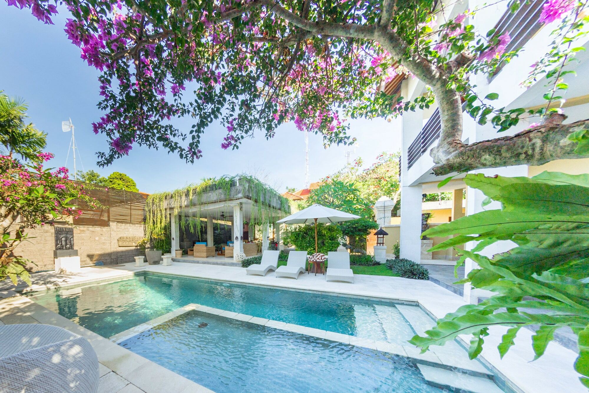 Villa Simone Ungasan Екстериор снимка